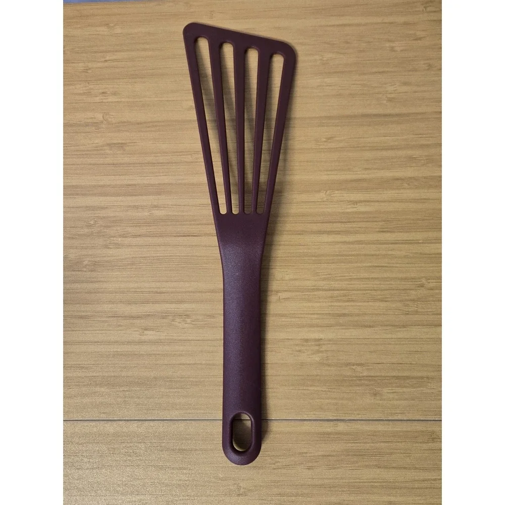 Rachael Ray Slotted Turner Spatula – Burgundy Nylon Heat Resistant
